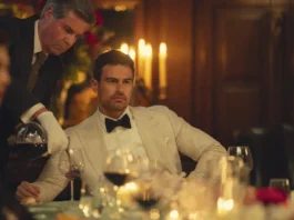 Theo James nella stagione 2 di The Gentlemen.