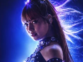La rapper Lisa nel poster del documentario Always Lalisa.