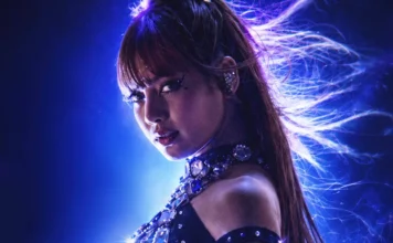 La rapper Lisa nel poster del documentario Always Lalisa.