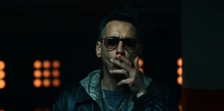 Valerio Lundini nel film Cambogia.