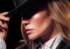 Jennifer Lopez nel poster del film-concerto Lo show di JLO.
