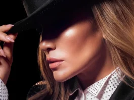 Jennifer Lopez nel poster del film-concerto Lo show di JLO.
