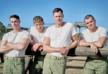 In foto i protagonisti del film Netflix The Mosquito Bowl.