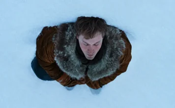 Una madre scompare tra le montagne del Colorado: il trailer di A Long Winter Una scena dal film A Long Winter.