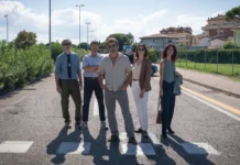 In foto i protagonisti della serie Rai 1 Cagnàz.