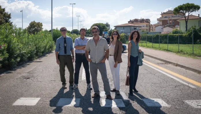 Cagnaz.trailer.cover In foto i protagonisti della serie Rai 1 Cagnàz.