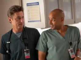 Zach Braff e Donald Faison nella stagione 2 del revival di Scrubs.