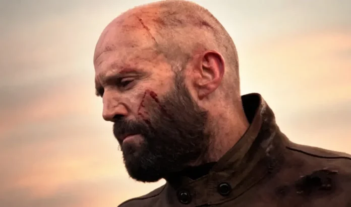 Jason Statham nel film The Beekeeper 2.