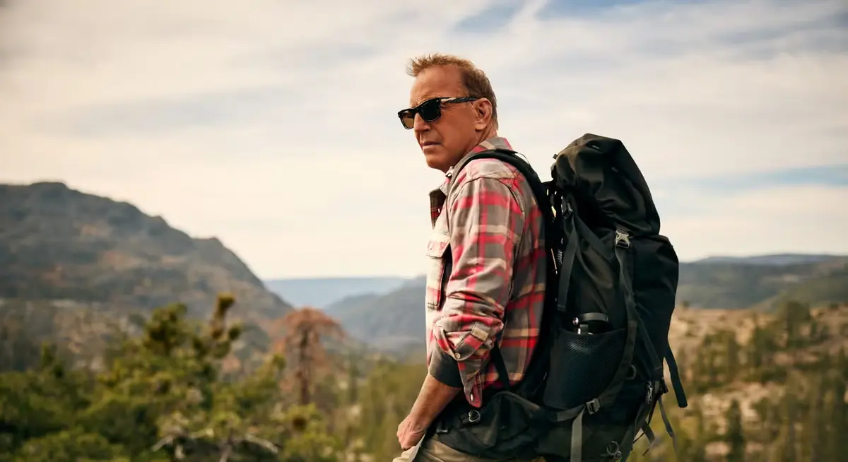 Kevin Costner nella docuserie Paramount+ Yellowstone to Yosemite With Kevin Costner.